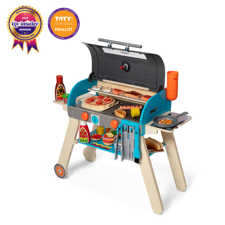 The loose pieces of The Melissa & Doug Wooden Deluxe Barbecue Grill, Smoker and Pizza Oven Play Food Toy for Pretend Play Cooking for Kids