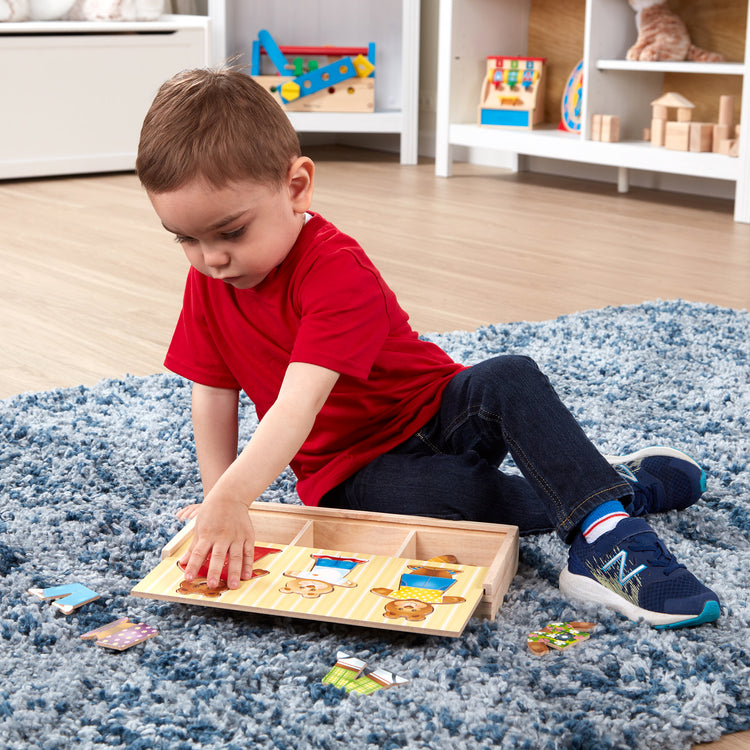 Melissa & Doug Wooden Bear Family Dress-Up Puzzle