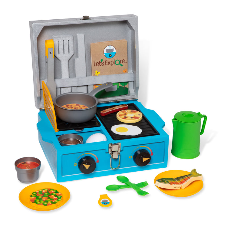 The loose pieces of The Melissa & Doug Let’s Explore Camp Stove Play Set – 24 Pieces