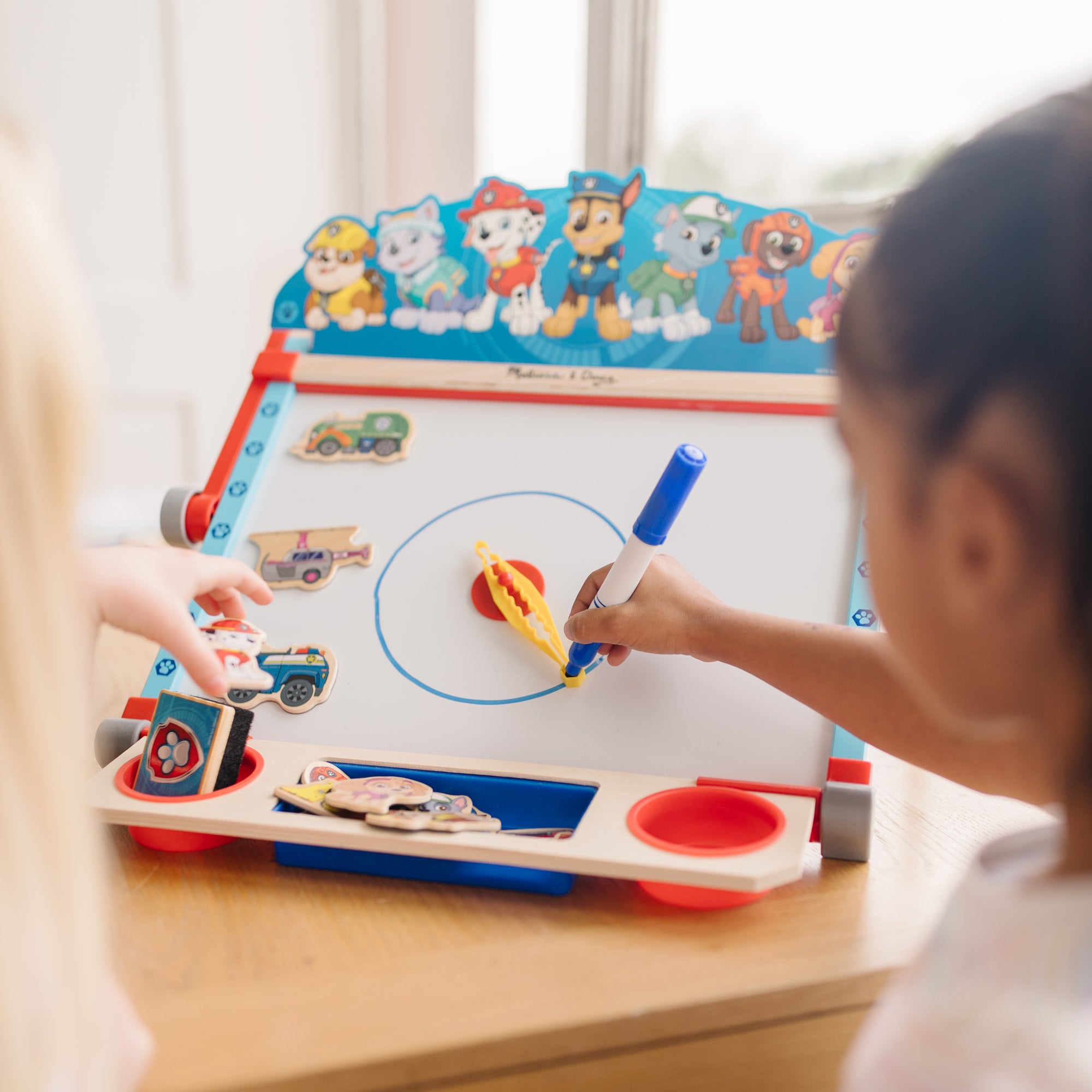 PAW Patrol Activity Malset - Filzstifte, Fördert Kreativität & Motorische Fähigkeiten, Für Kinder