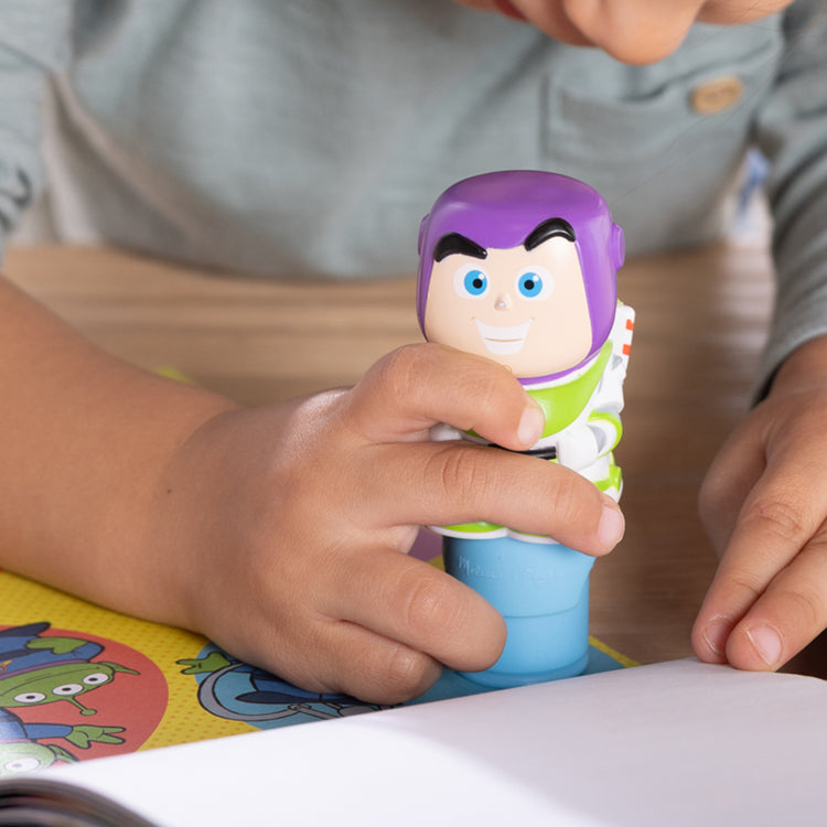 Sticker WOW!™ Activity Pad & Sticker Stamper - Buzz Lightyear