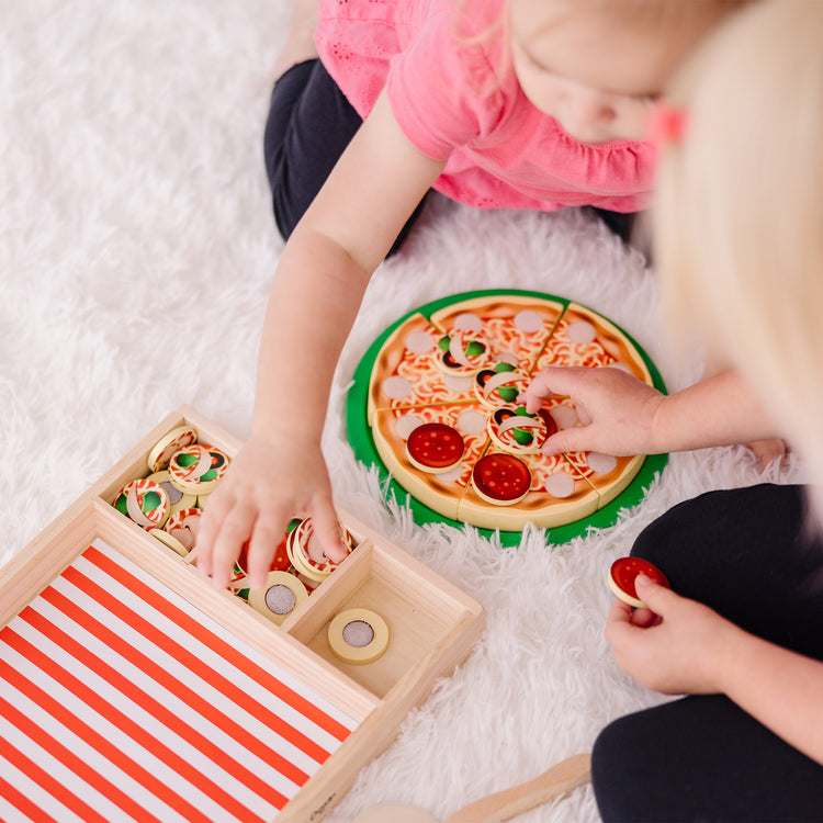WoodenEdu Cutting Play Food Toy for Kids Kitchen,Wooden Pizza Set Pretend Play Kitchen Accessories,Learning Toy Birthday Gifts for Boys Girls