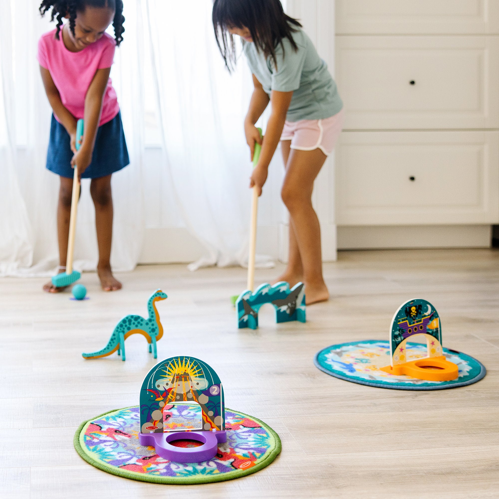 Melissa & Doug Polizist Rollenspiel-Set – Mit Jacke, Mütze, Handschellen & Mehr