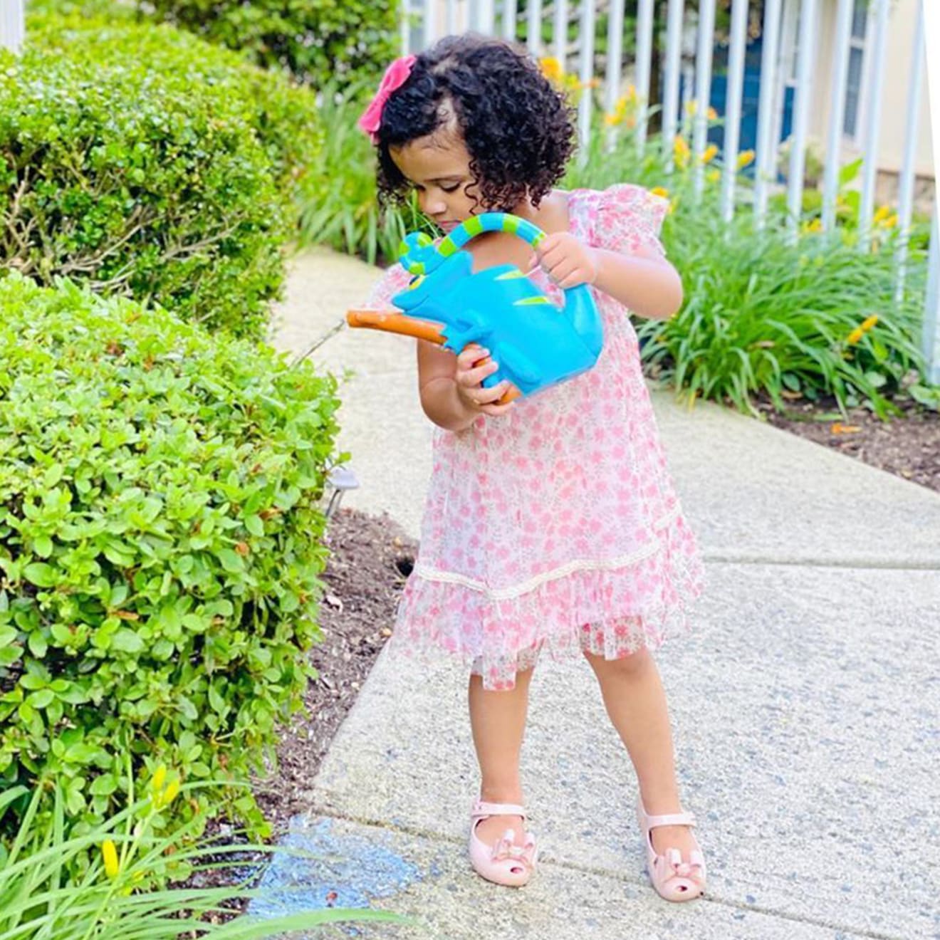 Camo Chameleon Watering Can | Melissa & Doug