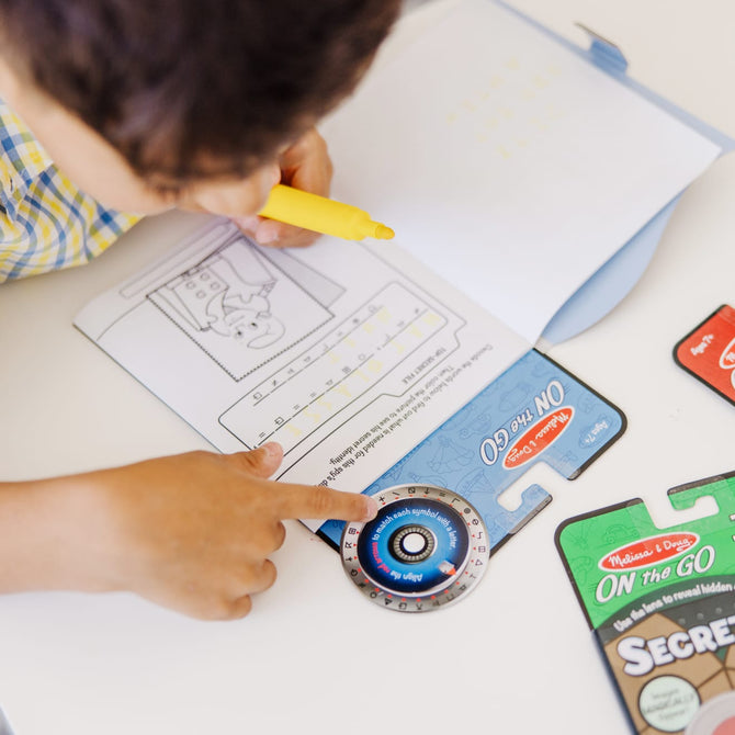 Melissa & Doug On The Go Secret Decoder Deluxe Activity Set | Cuotas sin interés