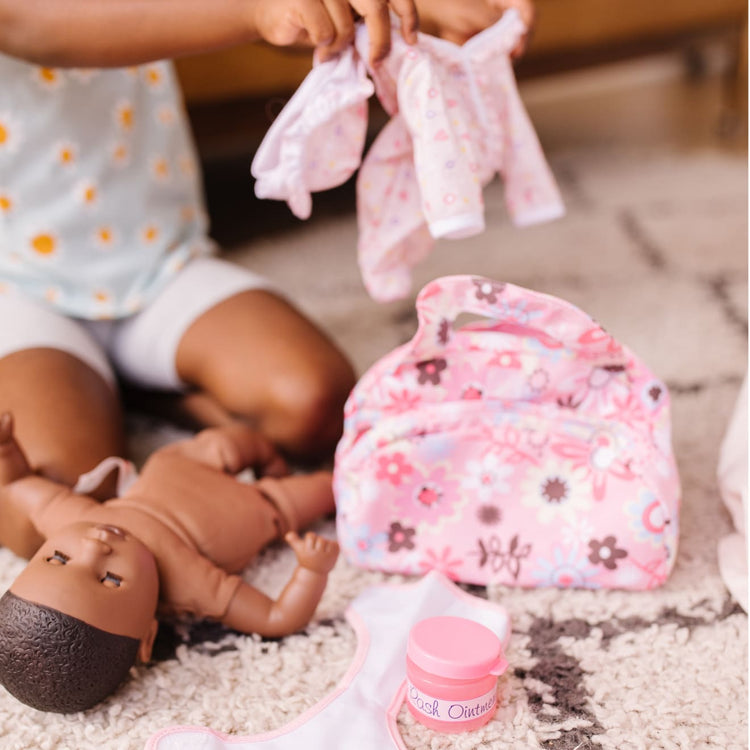 Melissa & Doug Doll Feeding and Changing Accessories - Bib, Bag, Diaper, Wipes, Utensils, Bottles